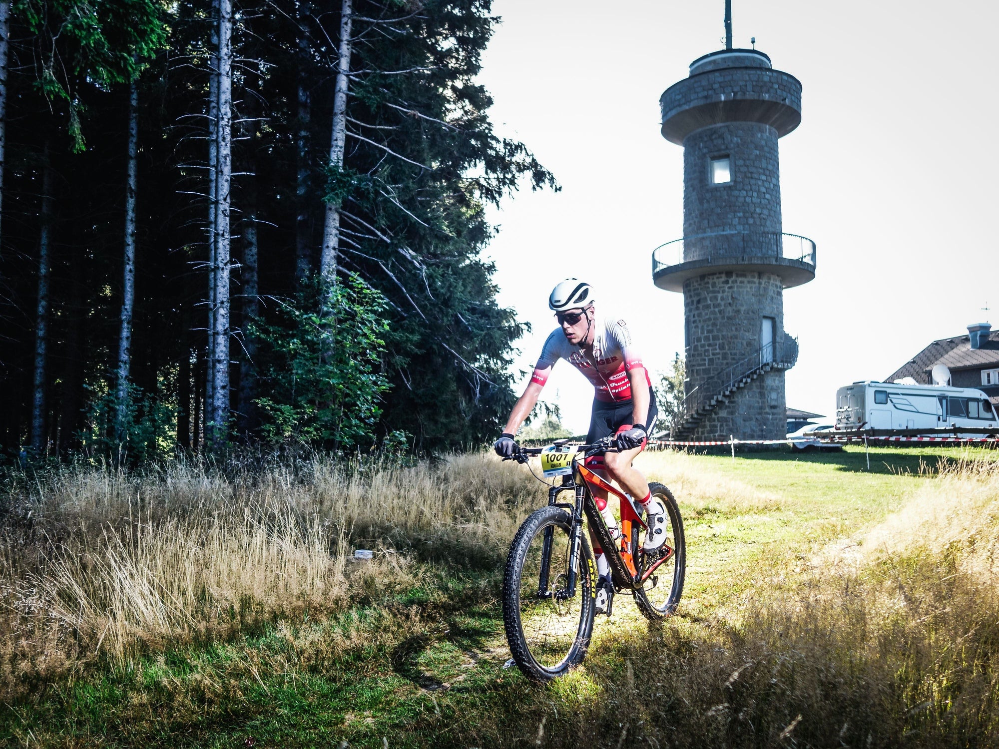 Touren auf Gravel, Mountainbike und Rennrad: Eine umfassende Entscheidungshilfe