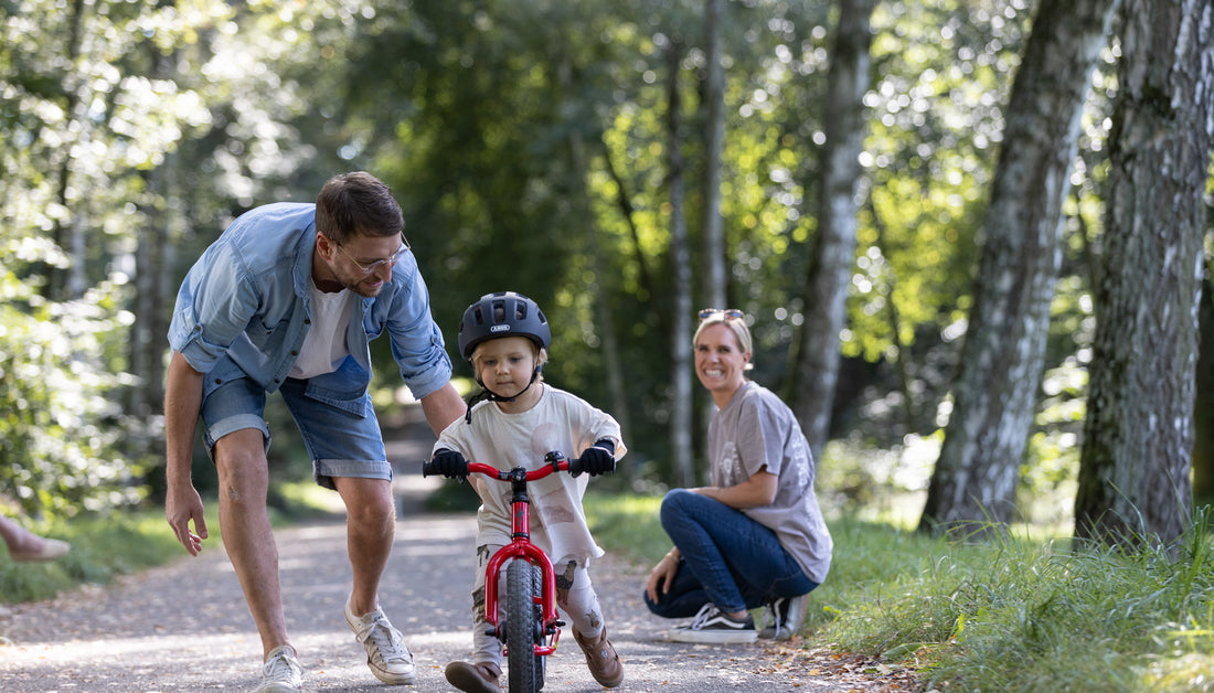 Kinder & Fahrradfahren: Tipps für sicheres und spaßiges Radfahren: